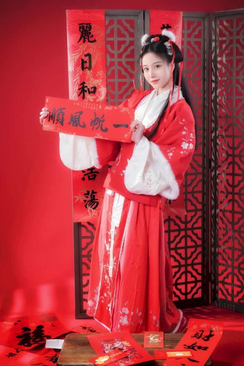 古典美女Nnian红色拜年服新年新气象喜庆写真-绅士社